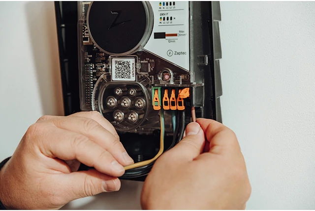 Miért fontos a szabványos autó töltő telepítés?