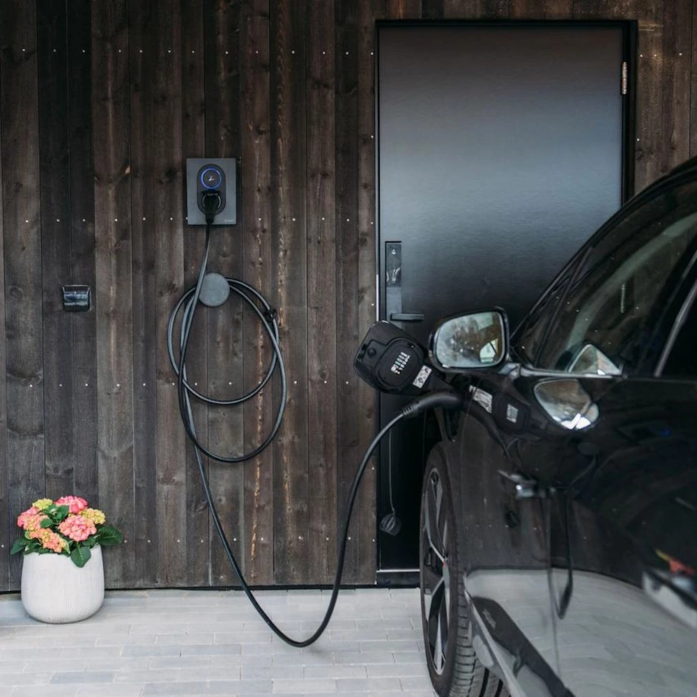 Zaptec Go - Rock Grey 22kW-os töltő
